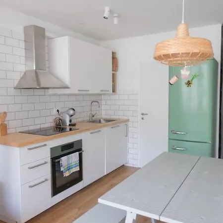 Chic Trnovo Hideaway For 5, Family Friendly * 류블랴나
